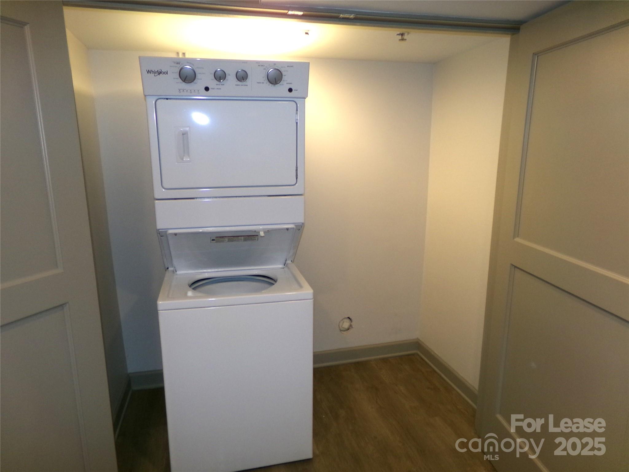 197 N 2nd Street 005