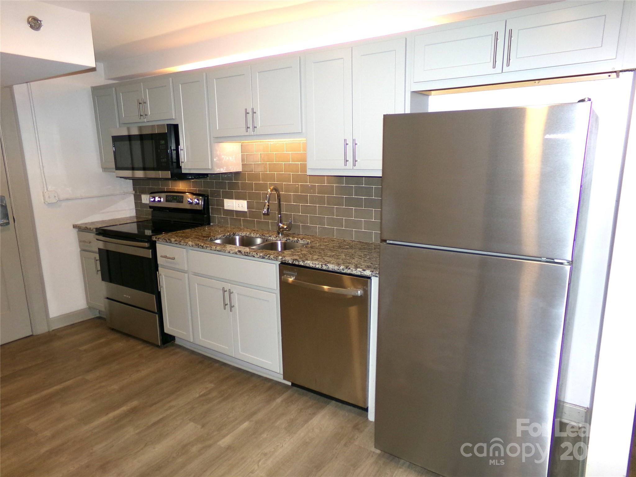 197 N 2nd Street 005