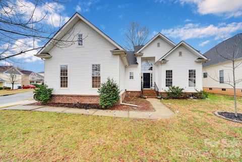 9319 Arbor Creek Drive Charlotte NC 28269