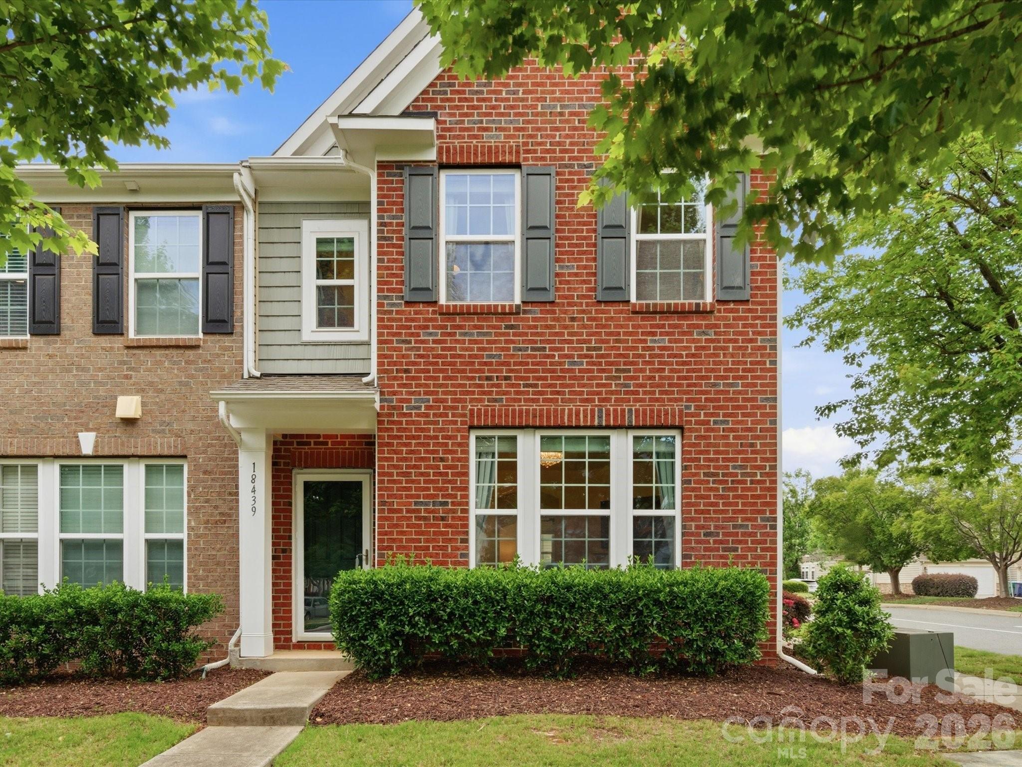 18439 The Commons Boulevard