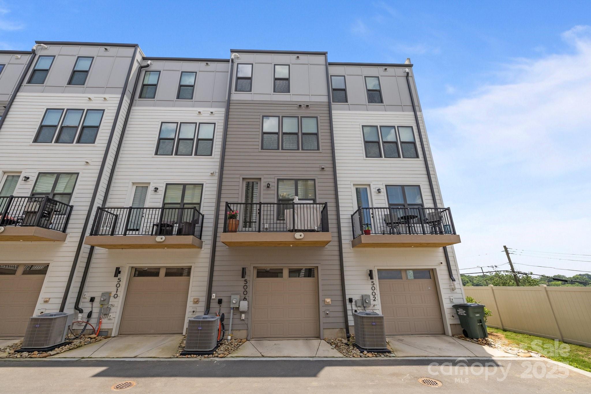 Tremont Station - Residential