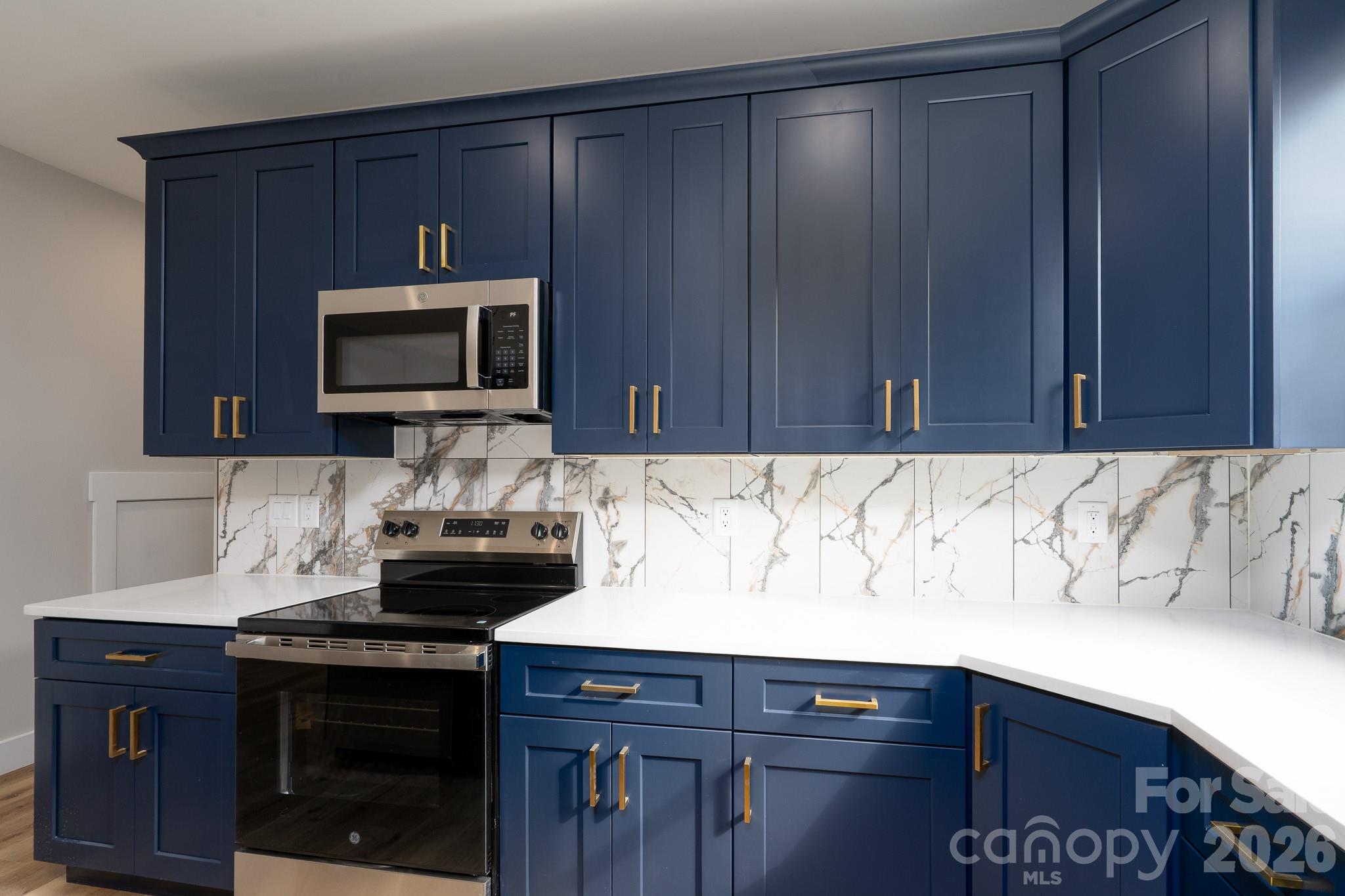 912 B Rhode Island Avenue NW