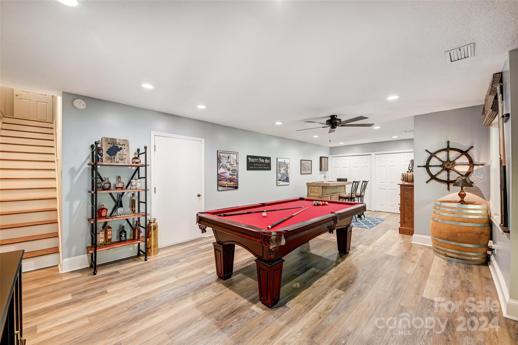 River Hills - Residential