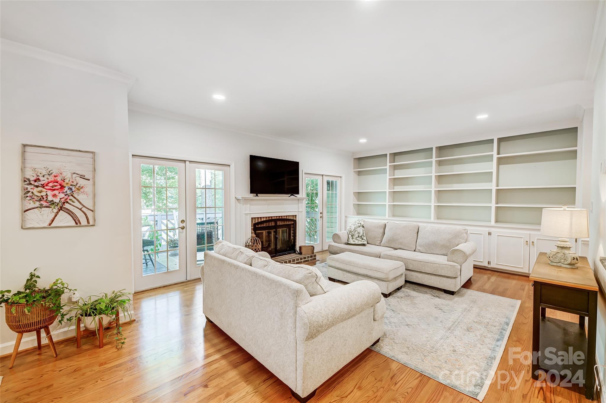 River Hills - Residential