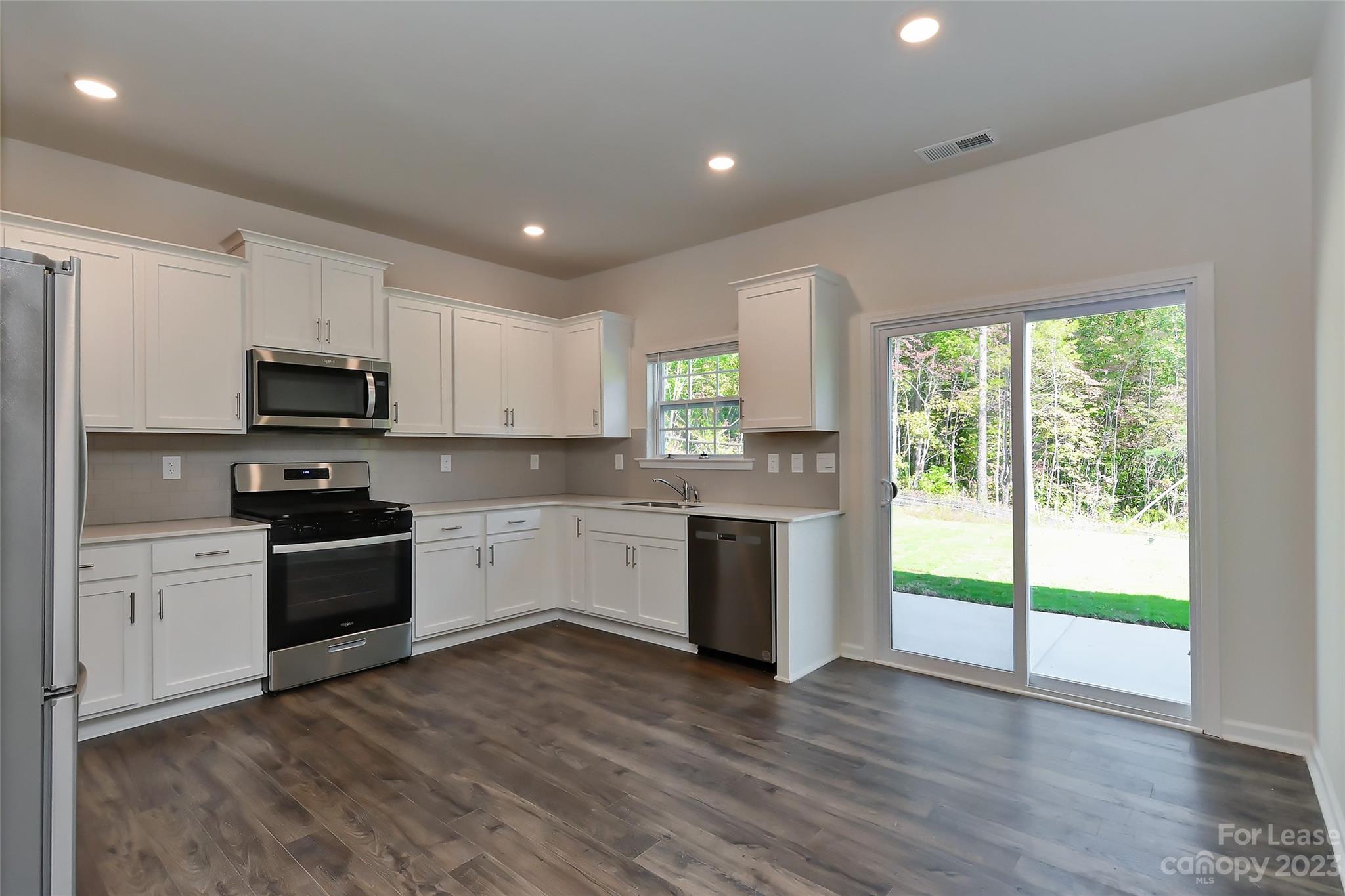 Azalea Ridge - Residential Lease
