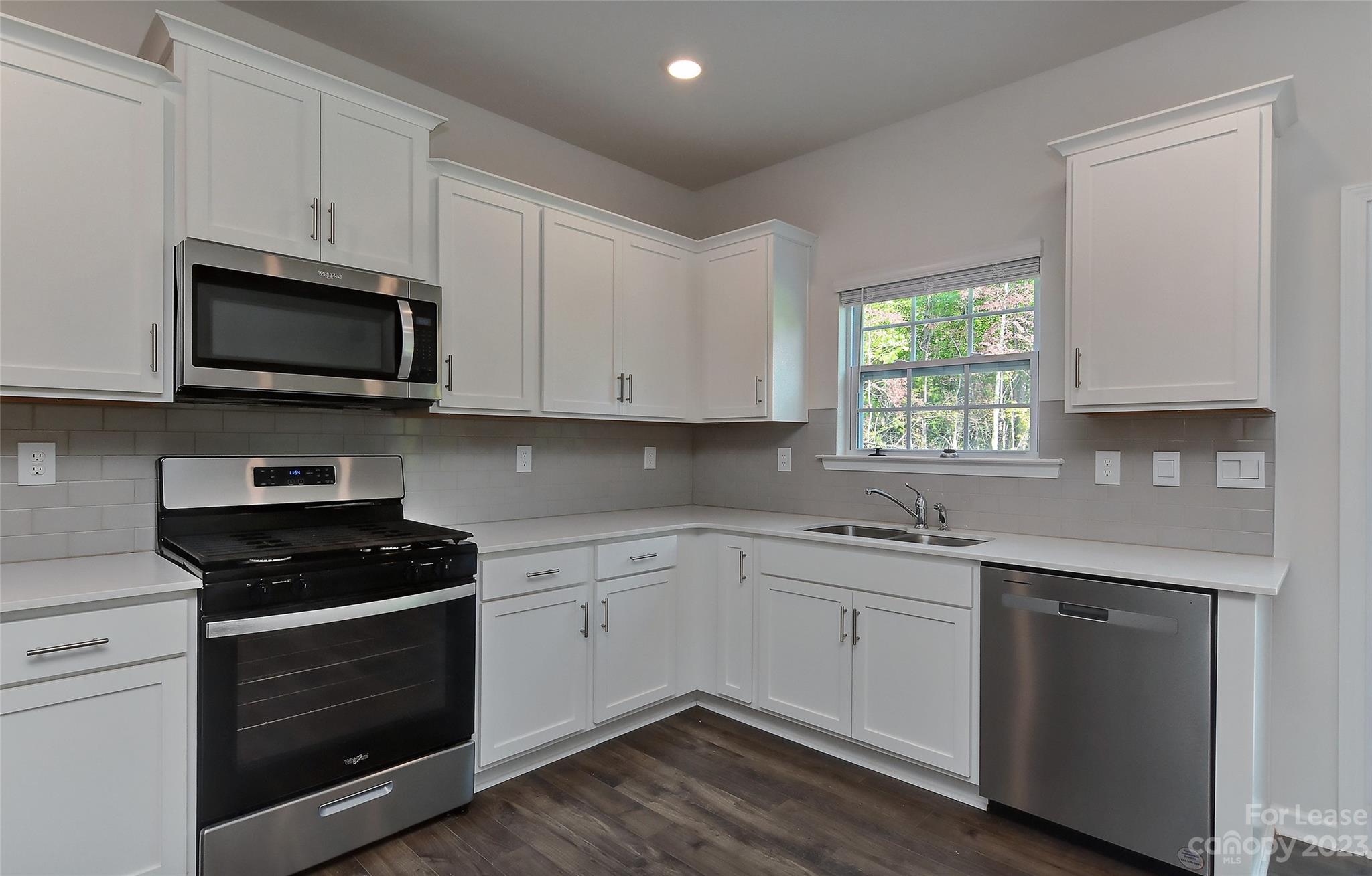 Azalea Ridge - Residential Lease