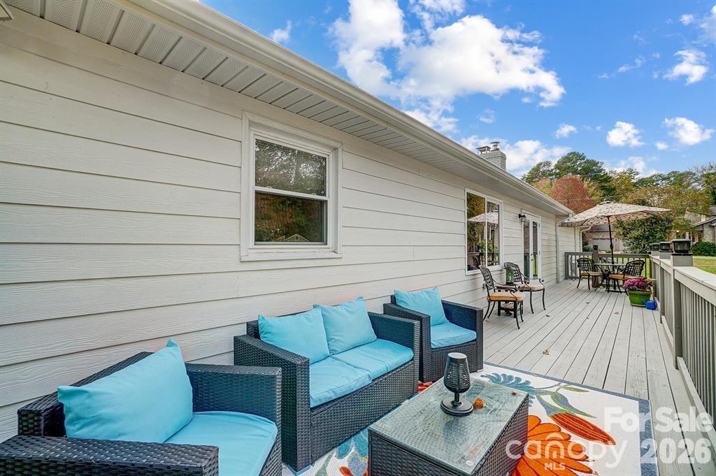 Island Point - Residential