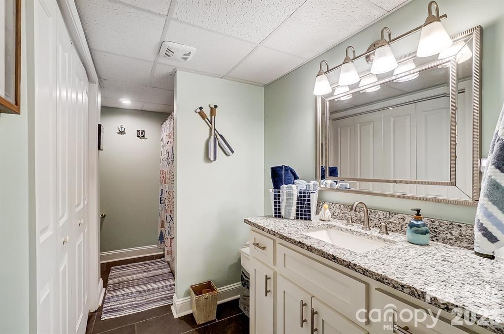 Island Point - Residential