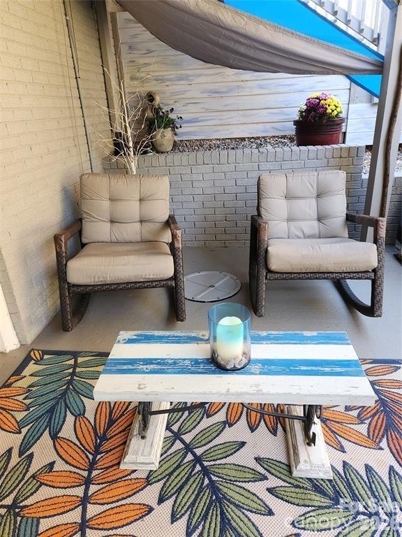 Island Point - Residential