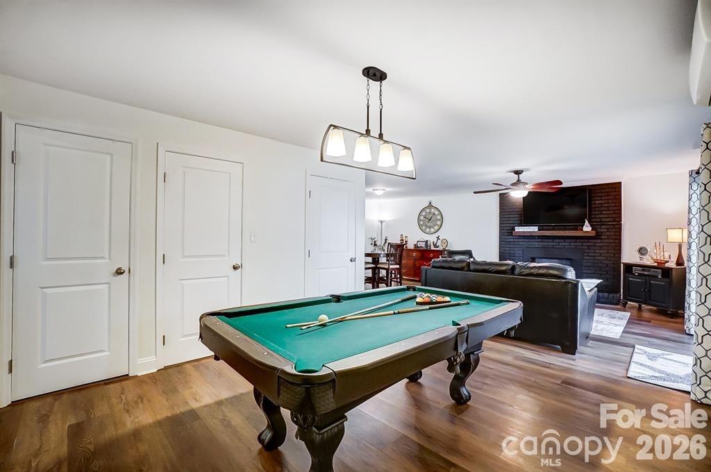 Island Point - Residential