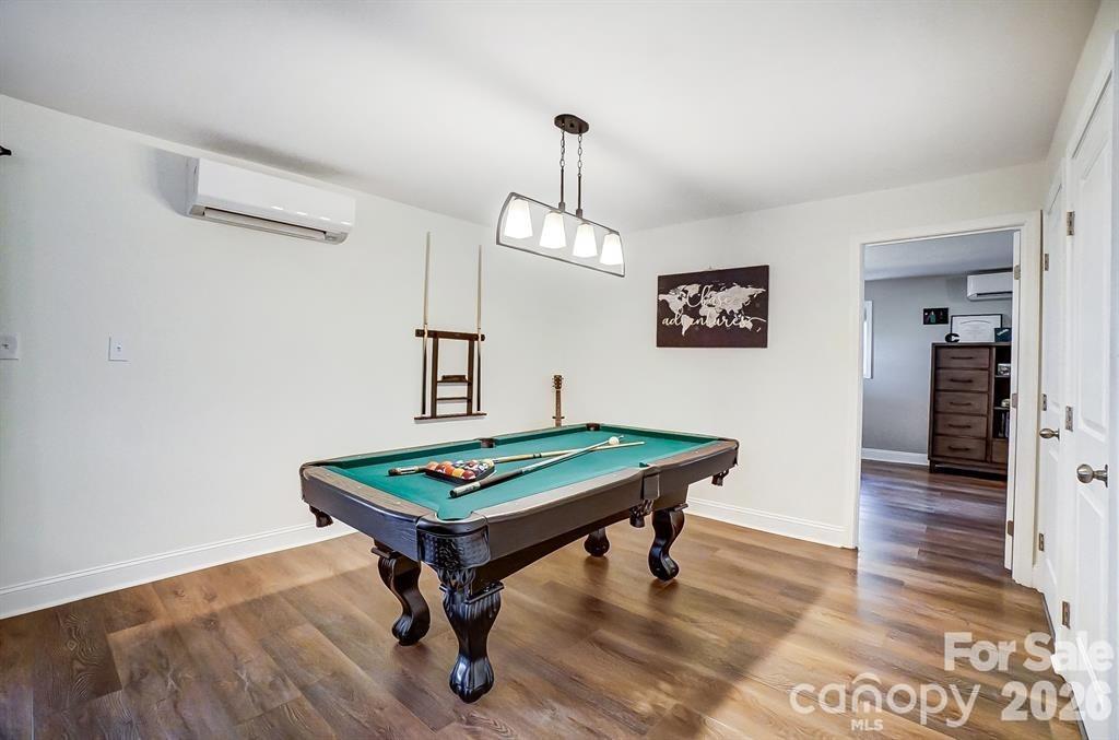 Island Point - Residential