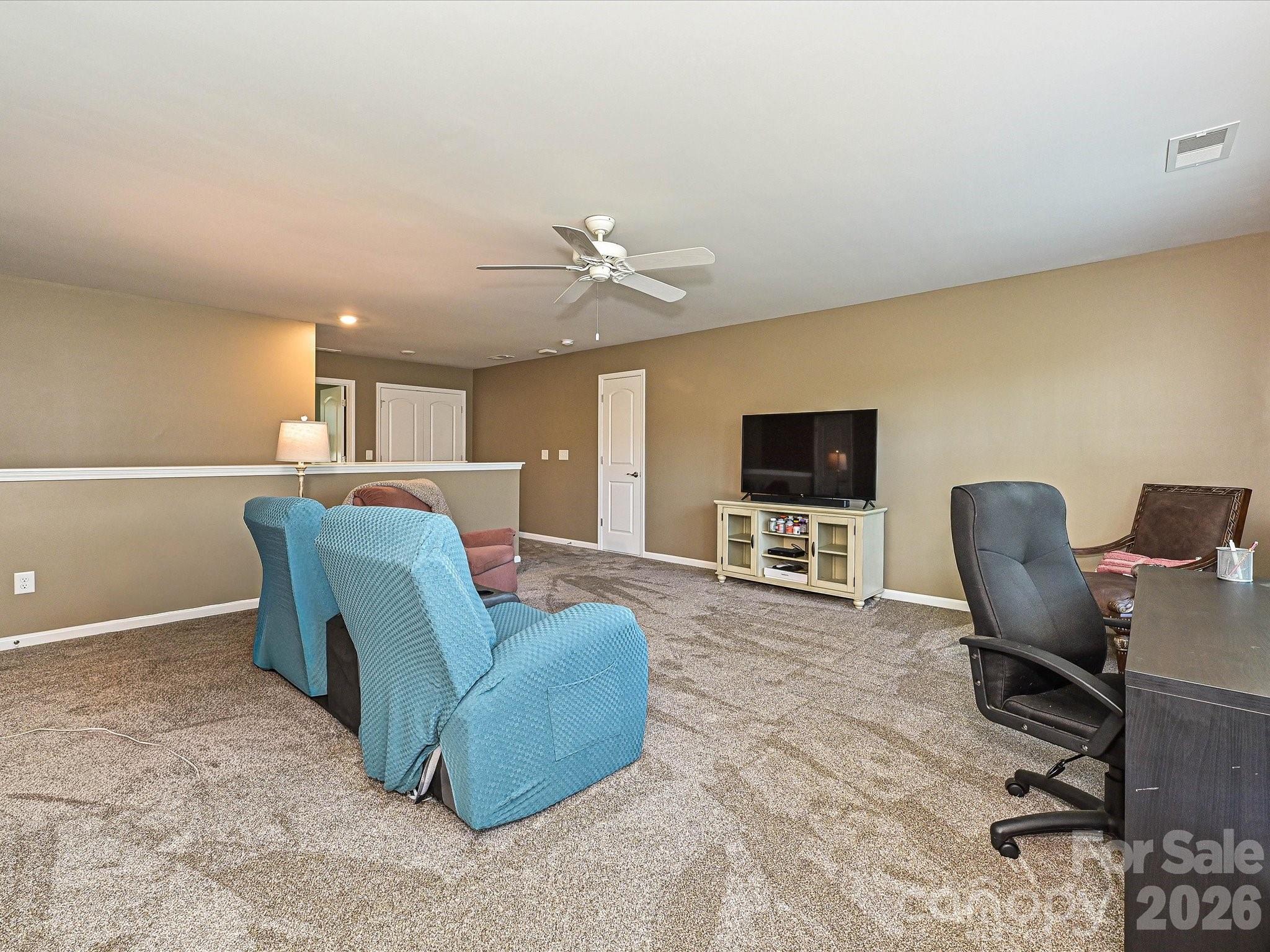 Imagery On Mtn Island - Residential