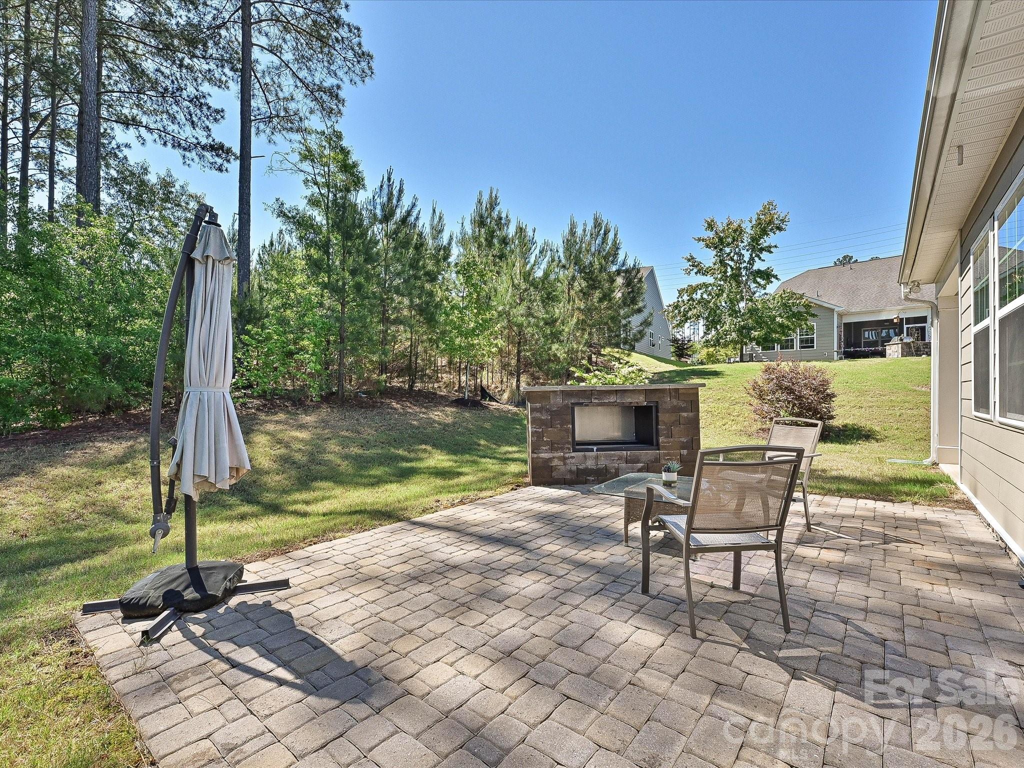 Imagery On Mtn Island - Residential