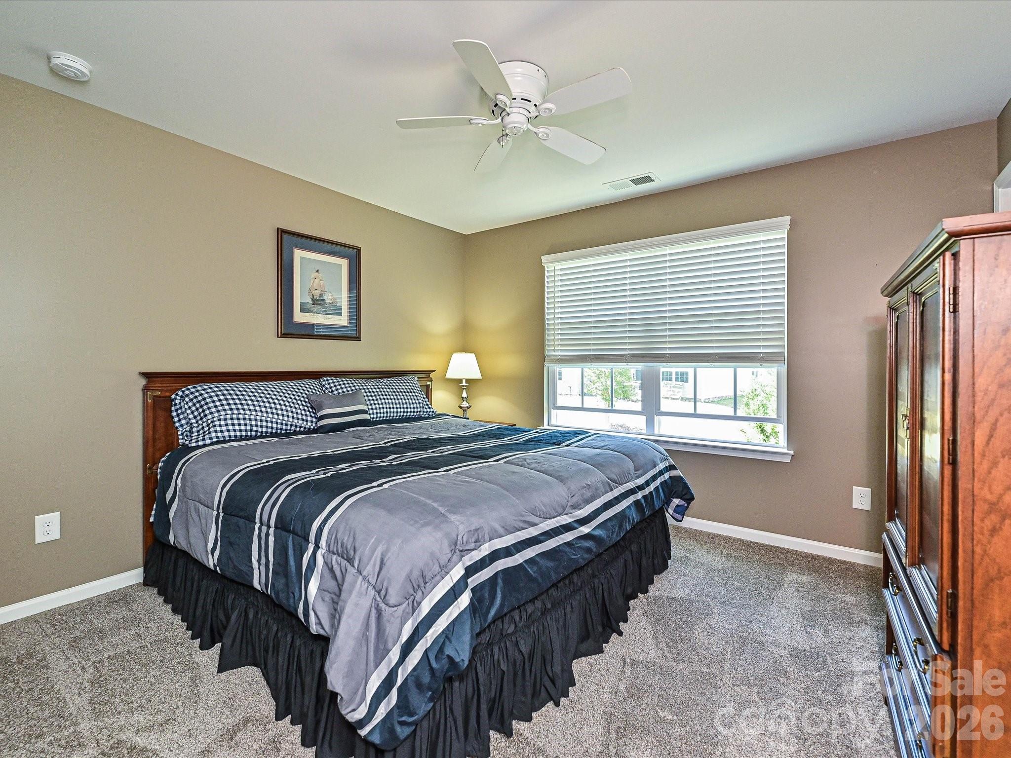 Imagery On Mtn Island - Residential