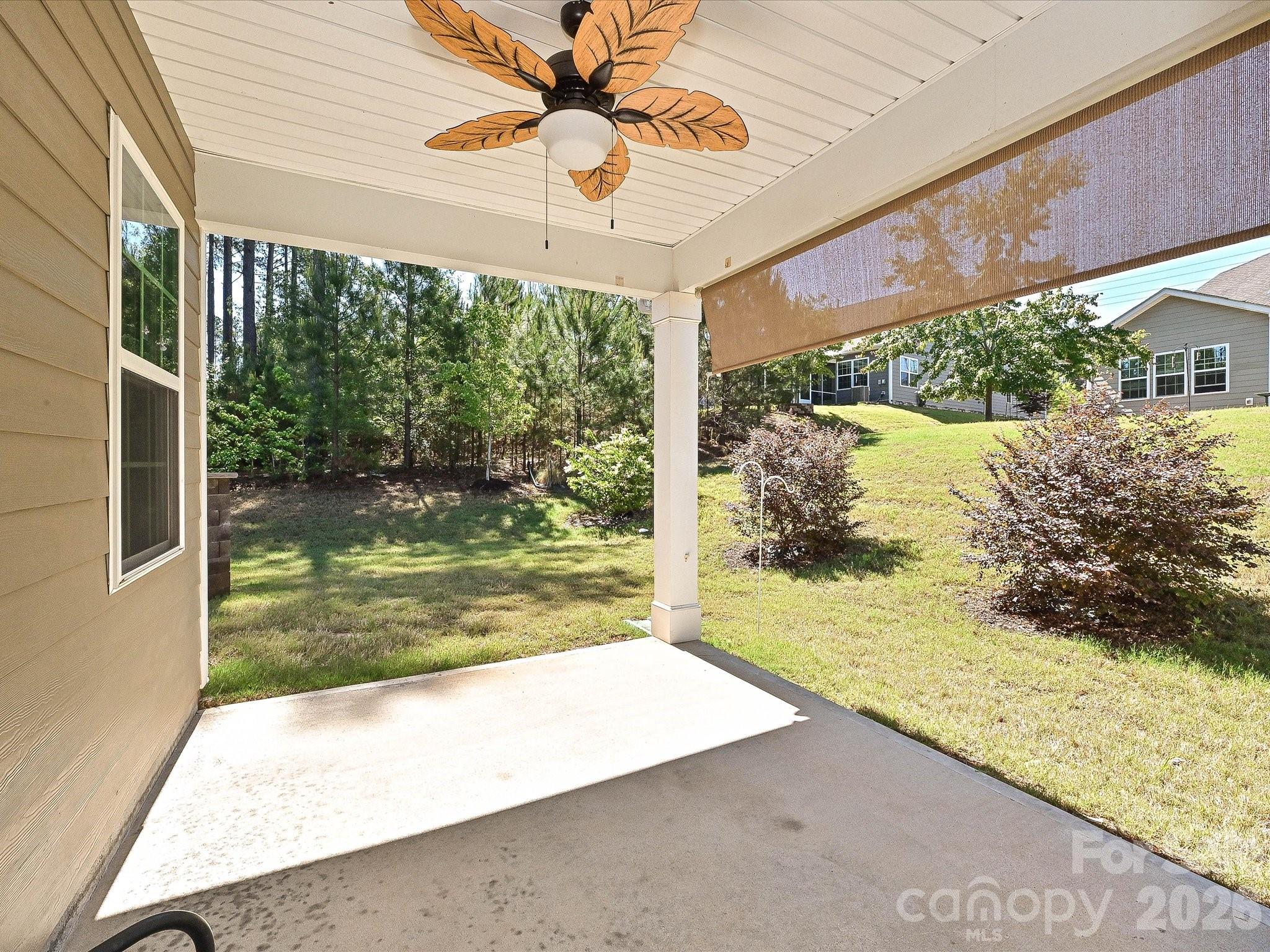 Imagery On Mtn Island - Residential