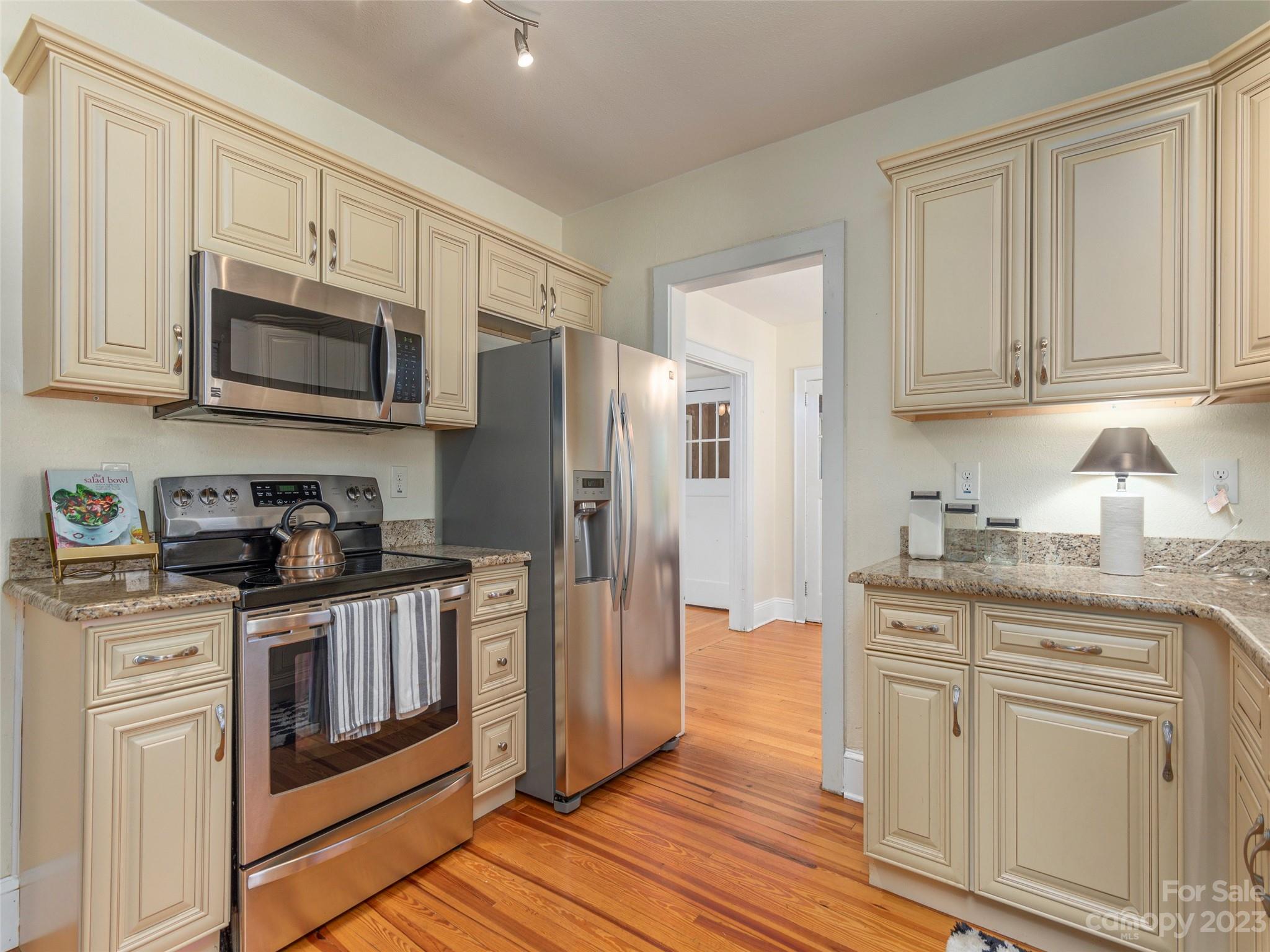 Brookwood Place - Residential