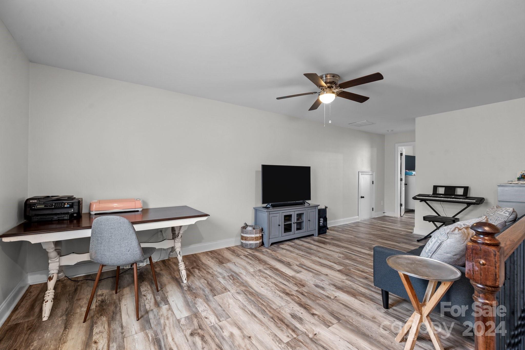 Lake Ridge - Residential