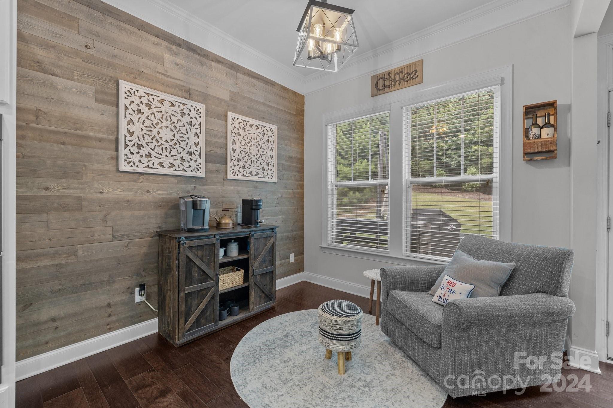 Lake Ridge - Residential