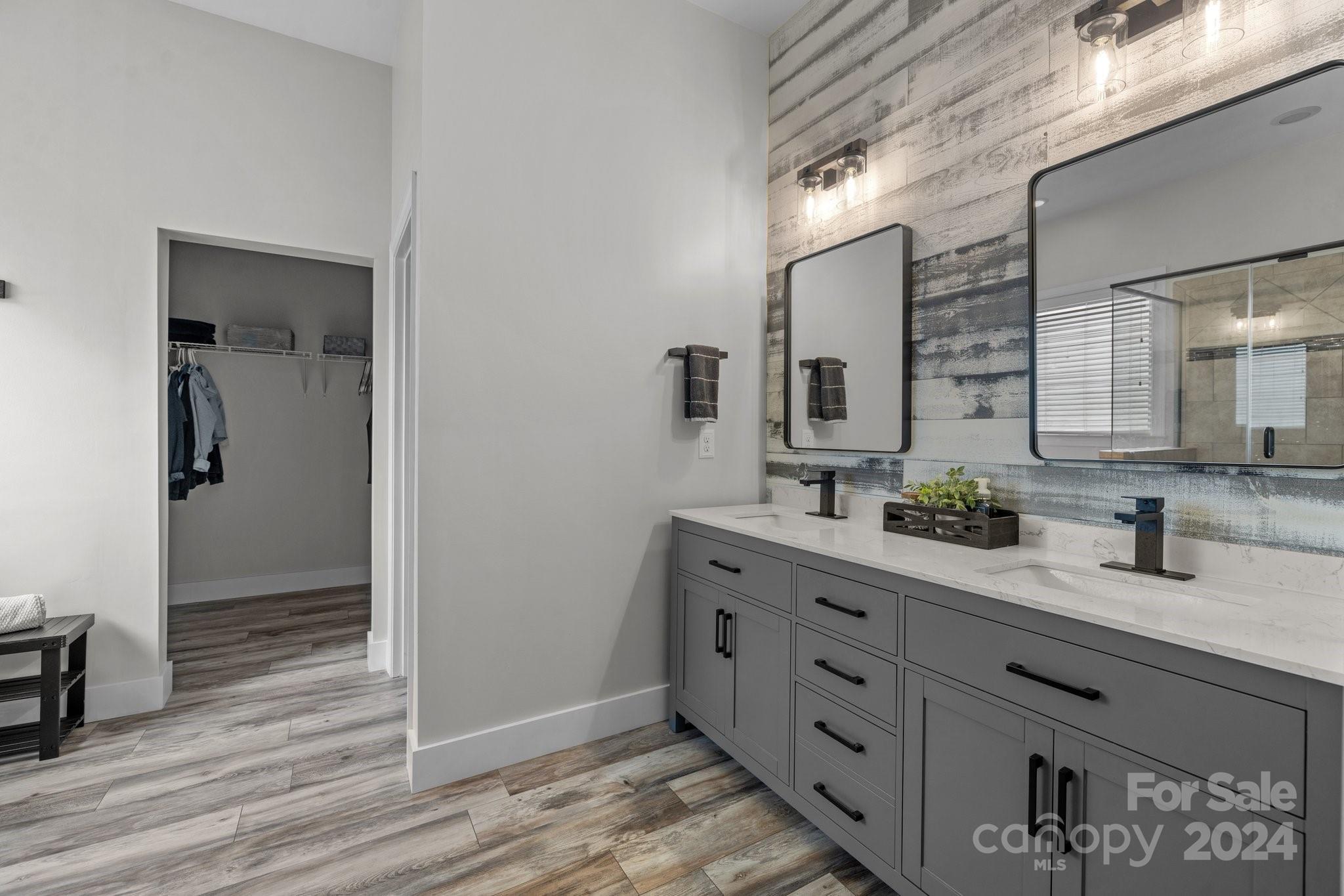 Lake Ridge - Residential