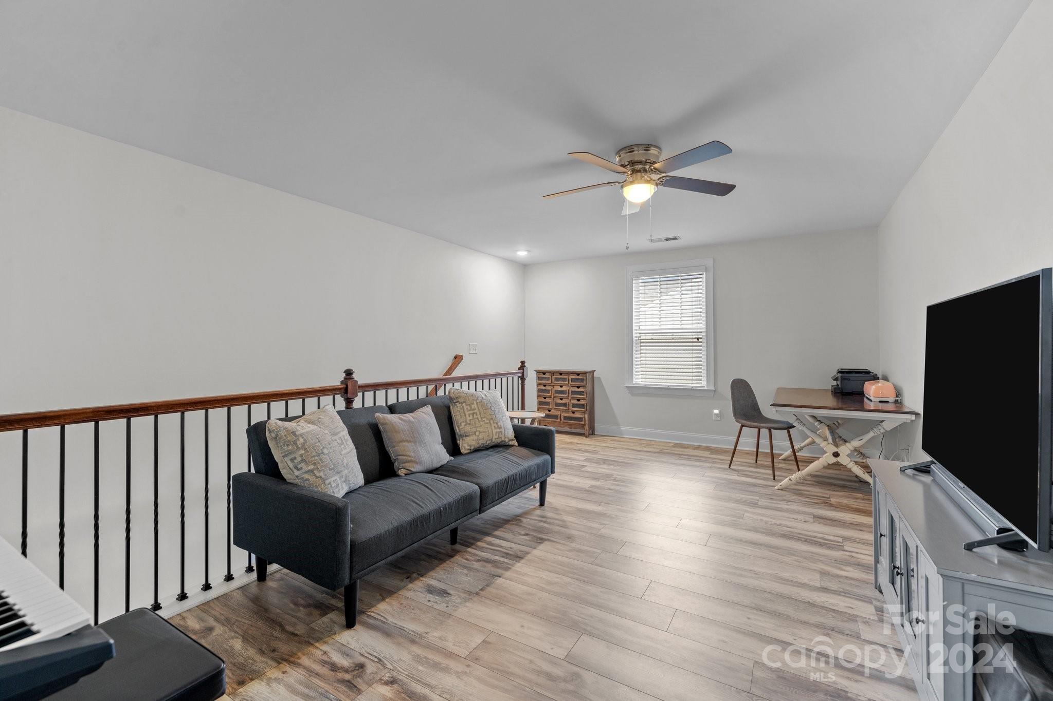 Lake Ridge - Residential