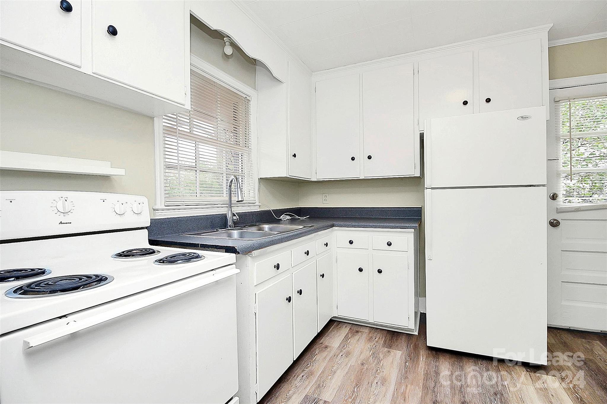 Oakhurst - Residential Lease