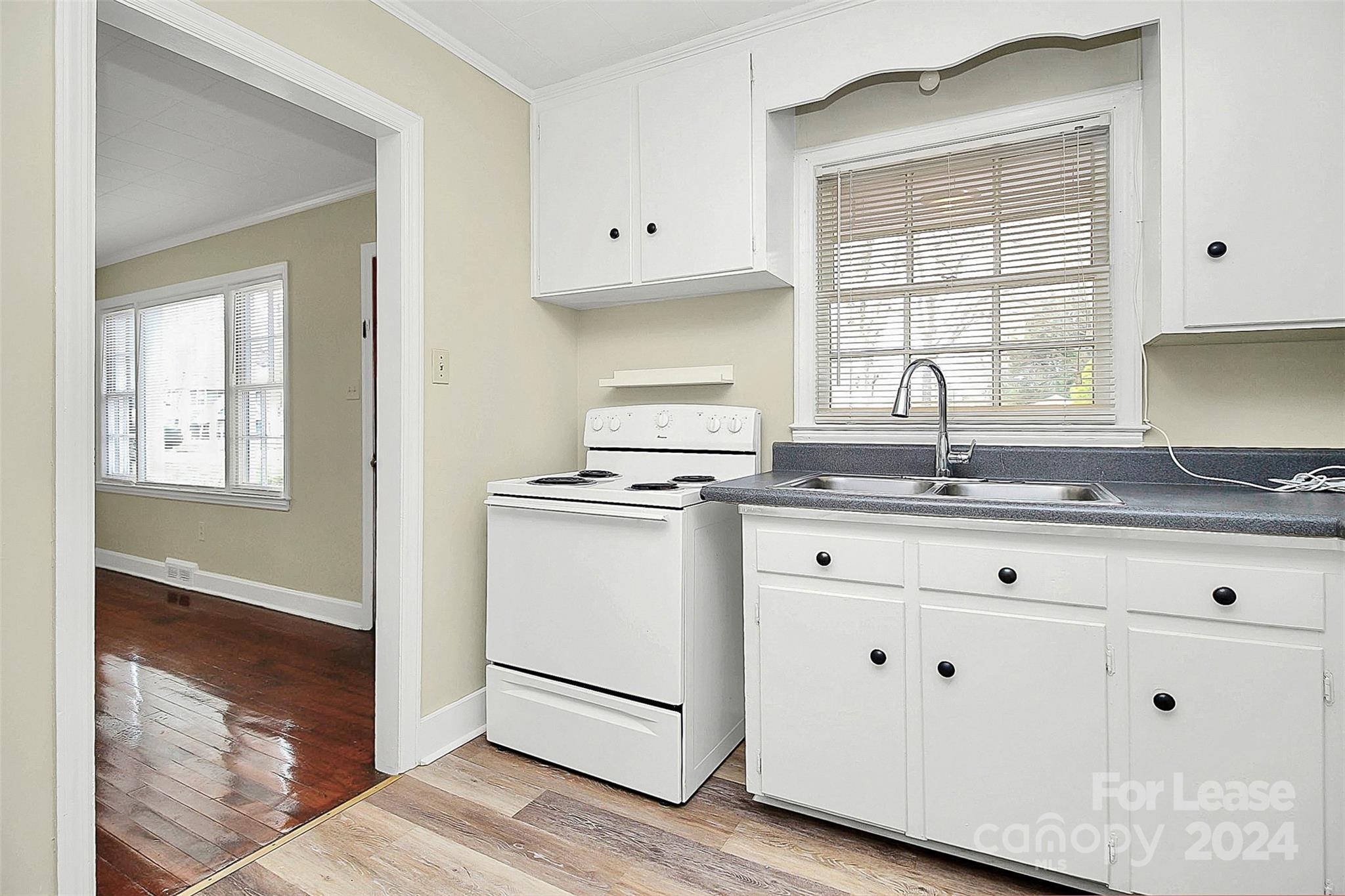 Oakhurst - Residential Lease