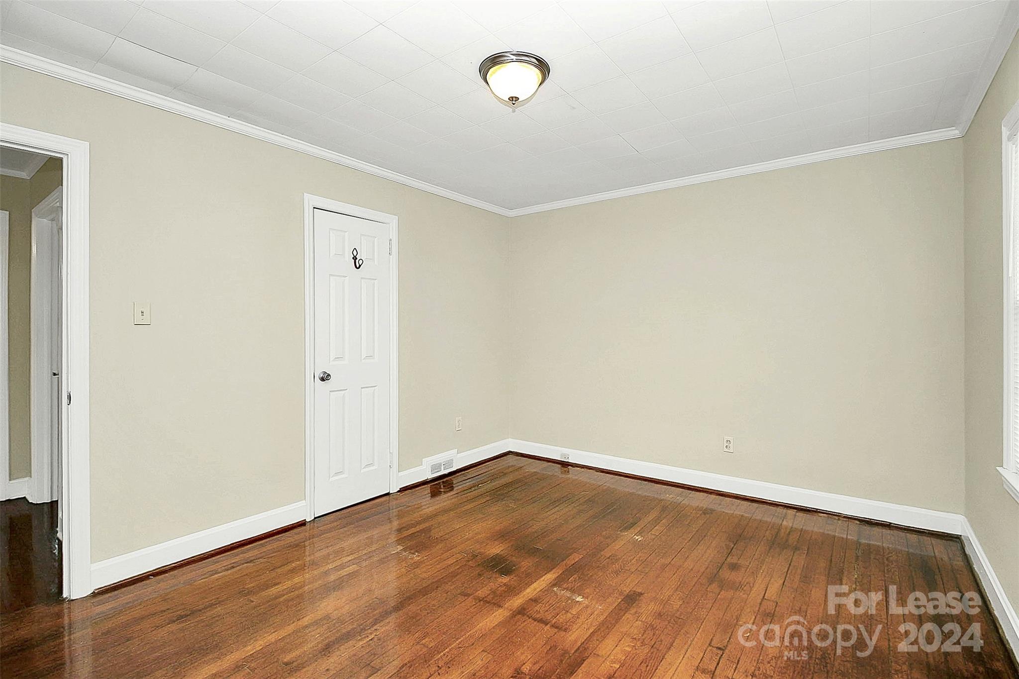 Oakhurst - Residential Lease