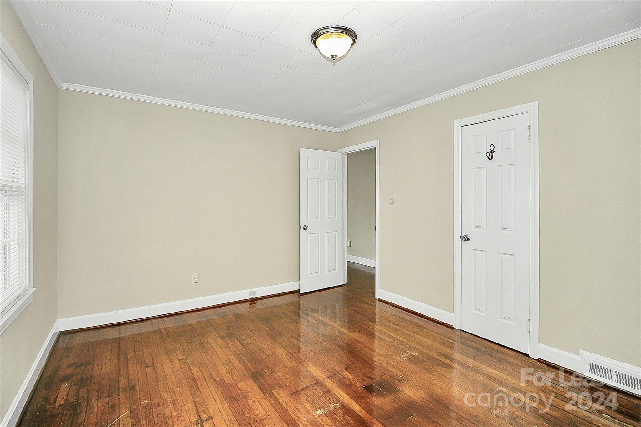 Oakhurst - Residential Lease