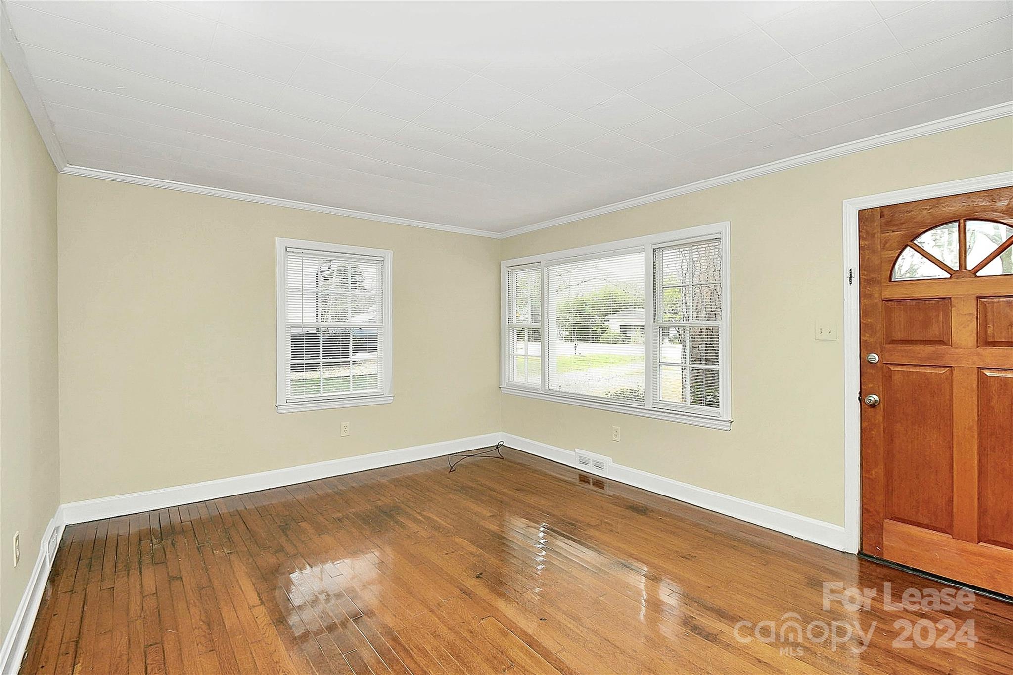 Oakhurst - Residential Lease