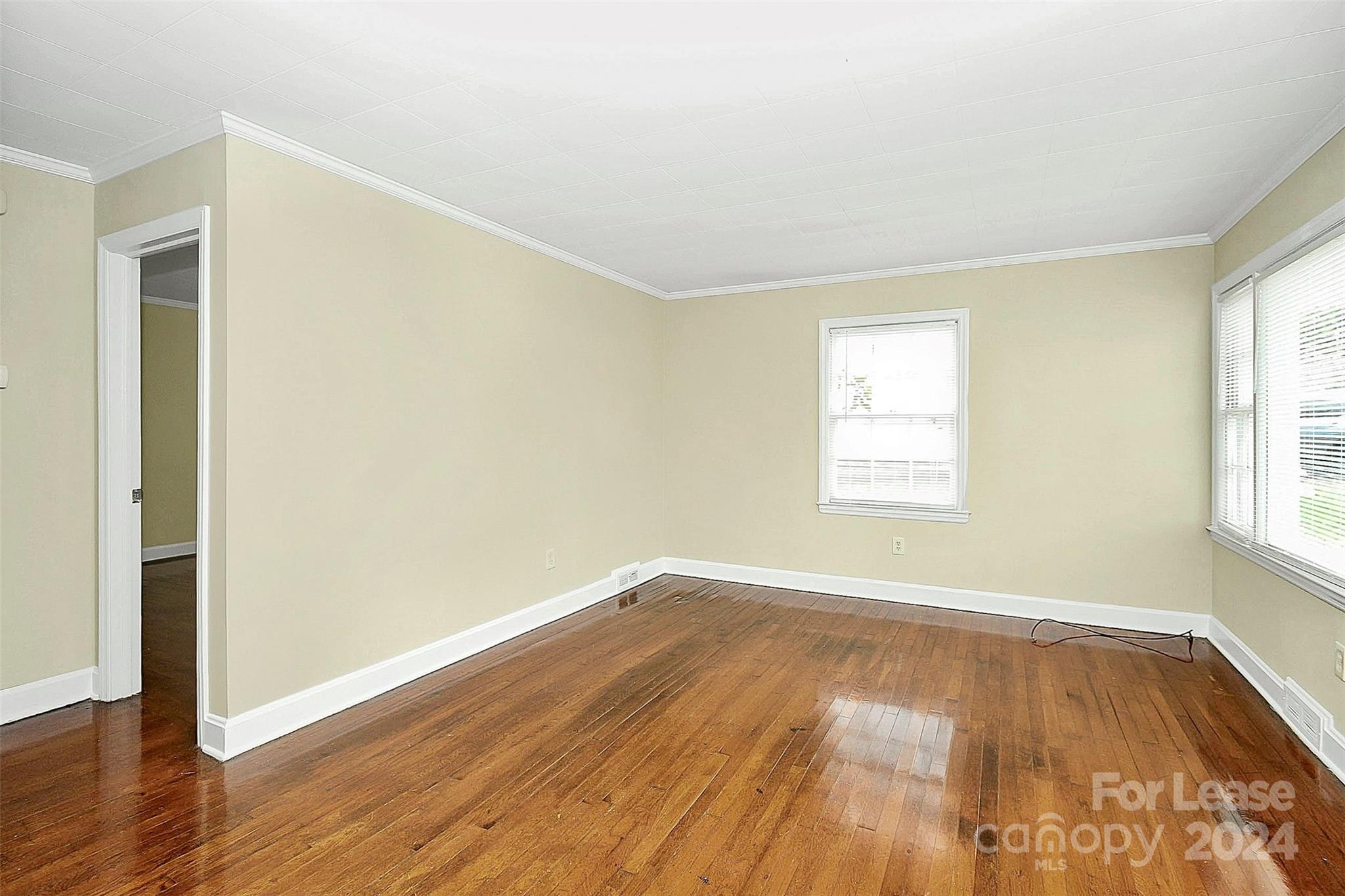 Oakhurst - Residential Lease