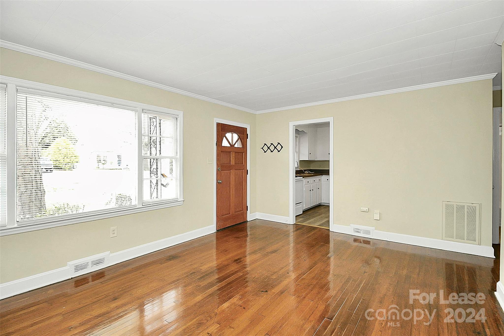 Oakhurst - Residential Lease