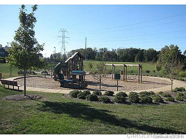 Winding Walk - Residential