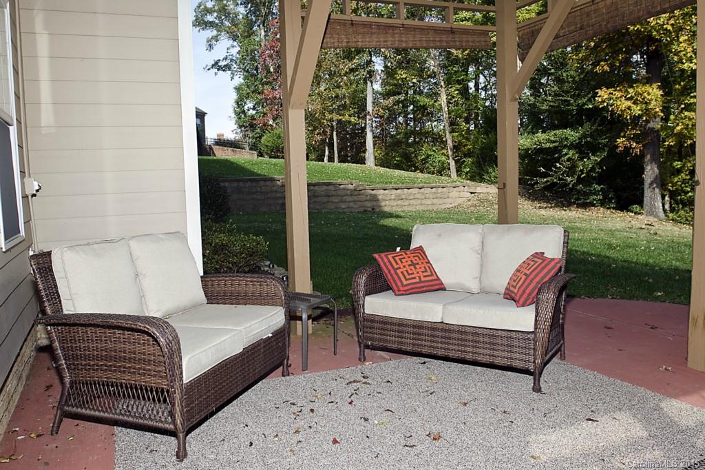 Winding Walk - Residential