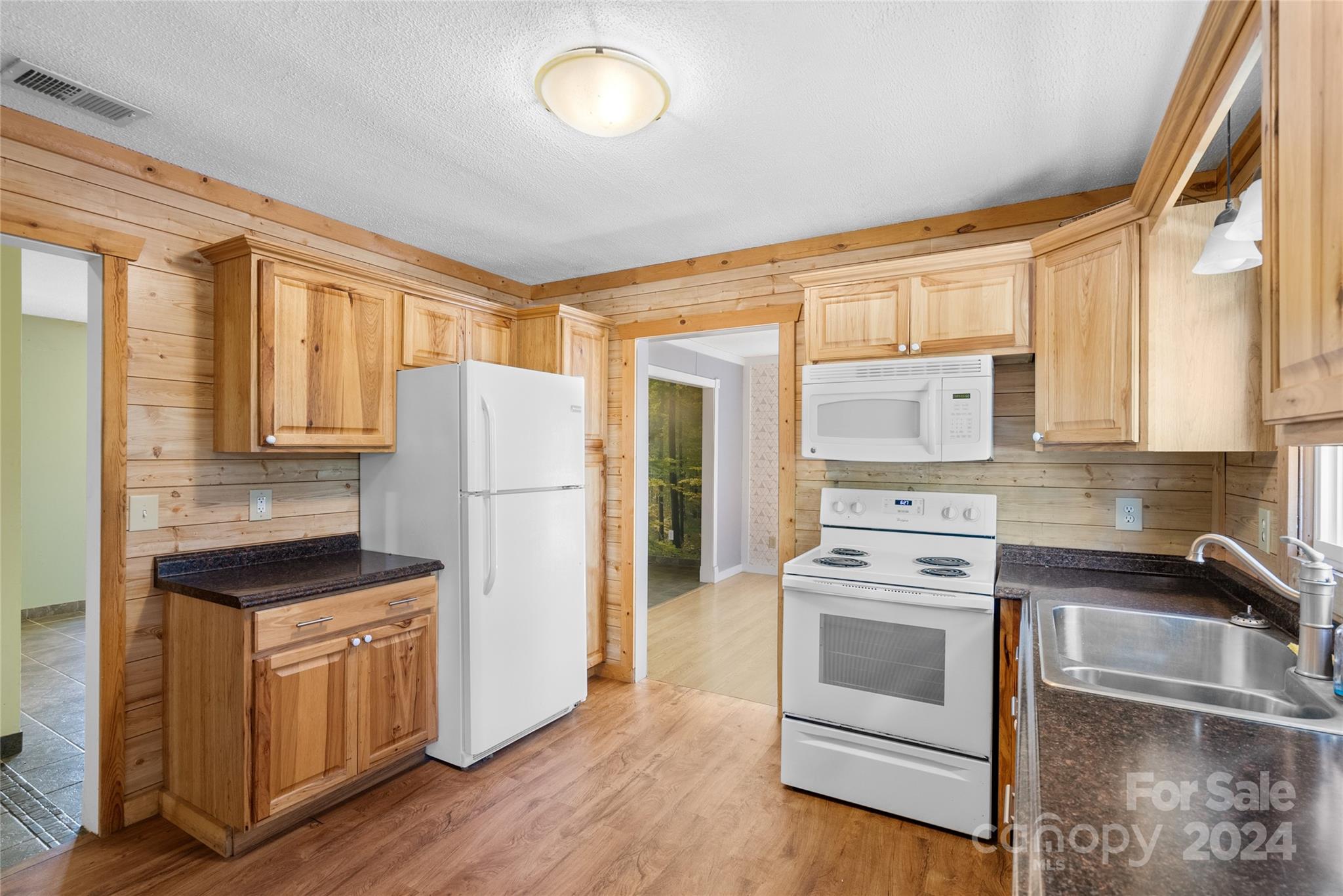 Hannah Cove Estates - Residential