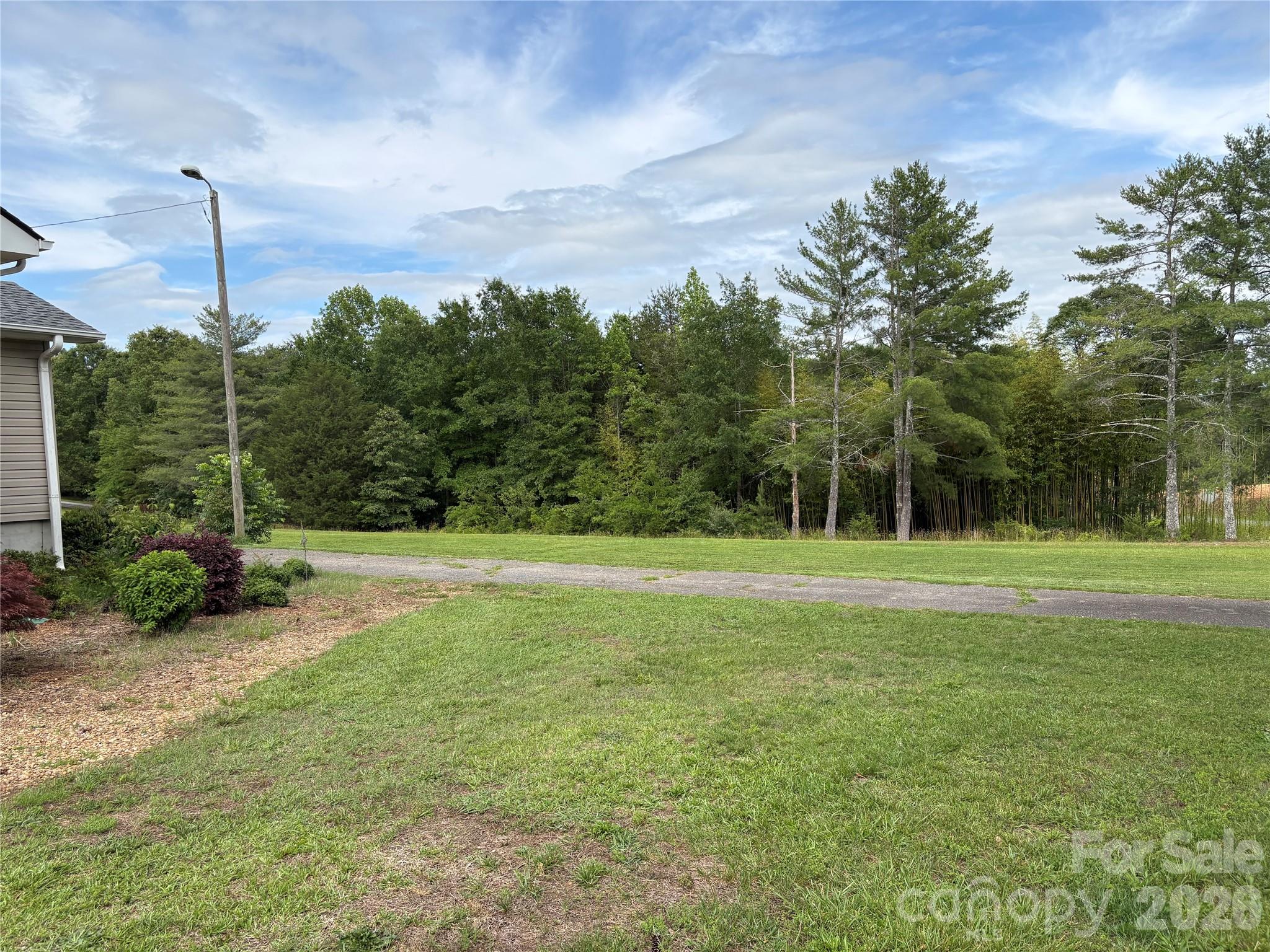 923 Green Creek Drive