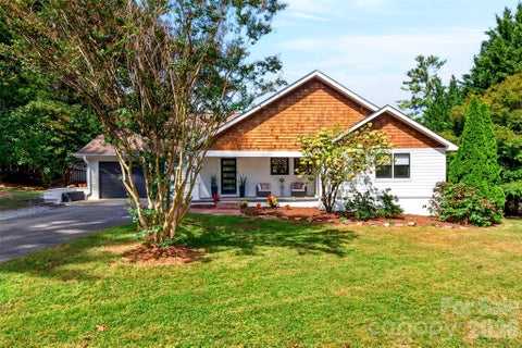 Photo of 5 Inglewood Road, Asheville, NC 28804 (MLS # 4430520)