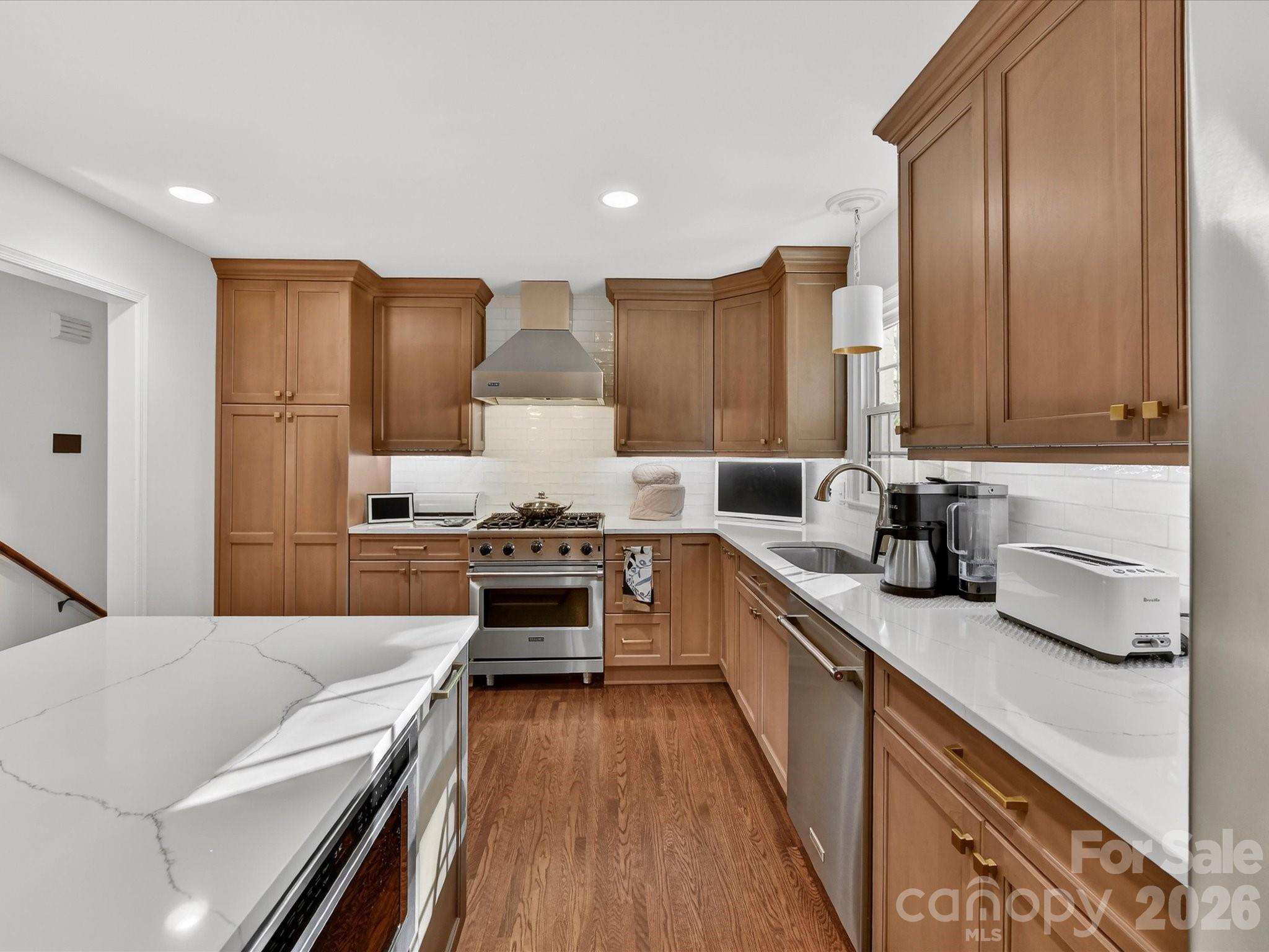 Beverly Woods East - Residential
