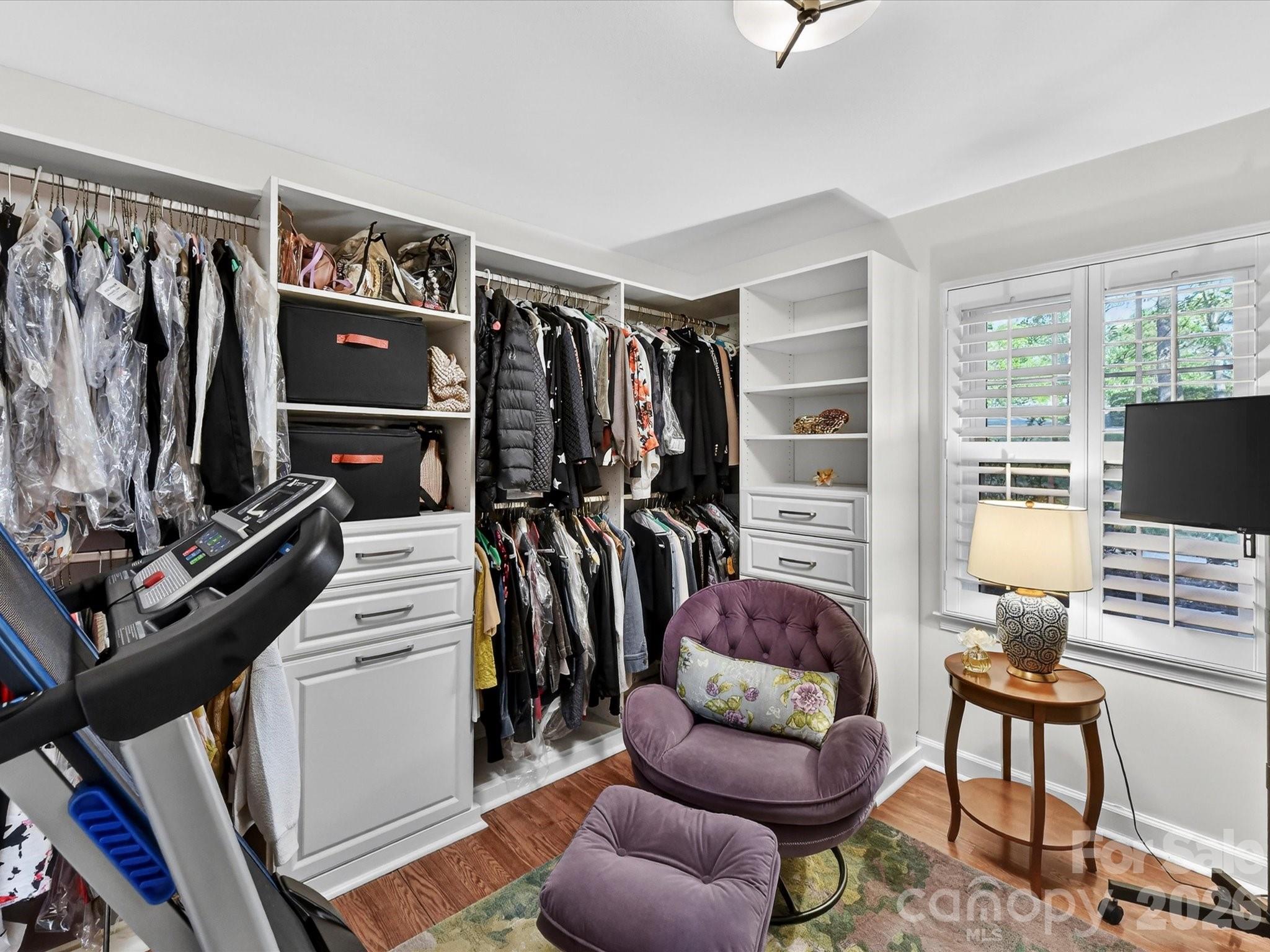 Beverly Woods East - Residential