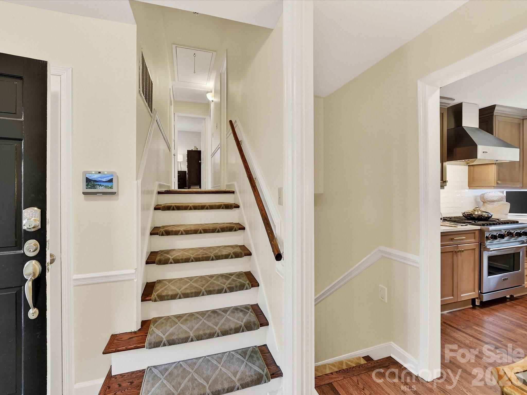 Beverly Woods East - Residential