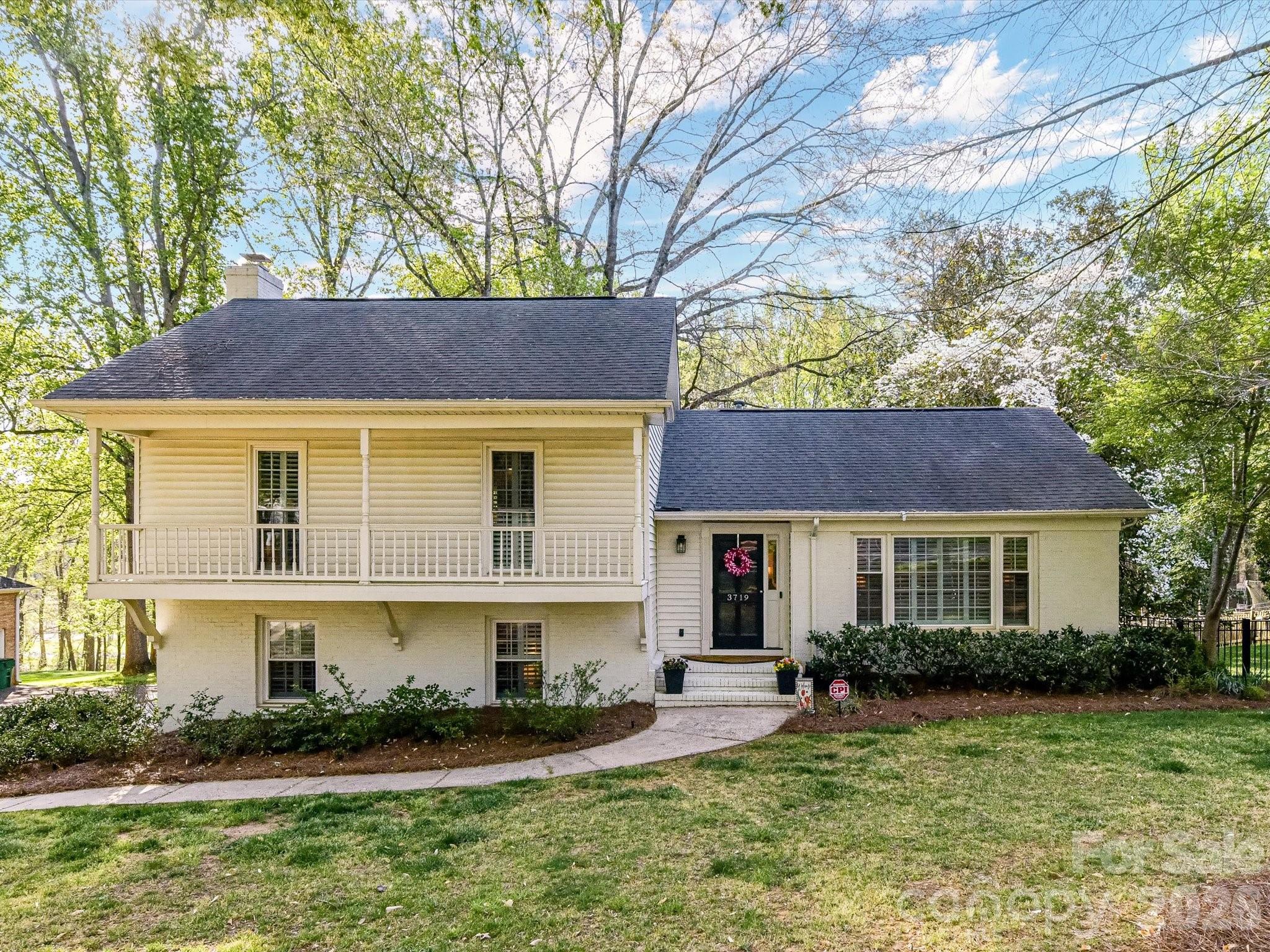Beverly Woods East - Residential