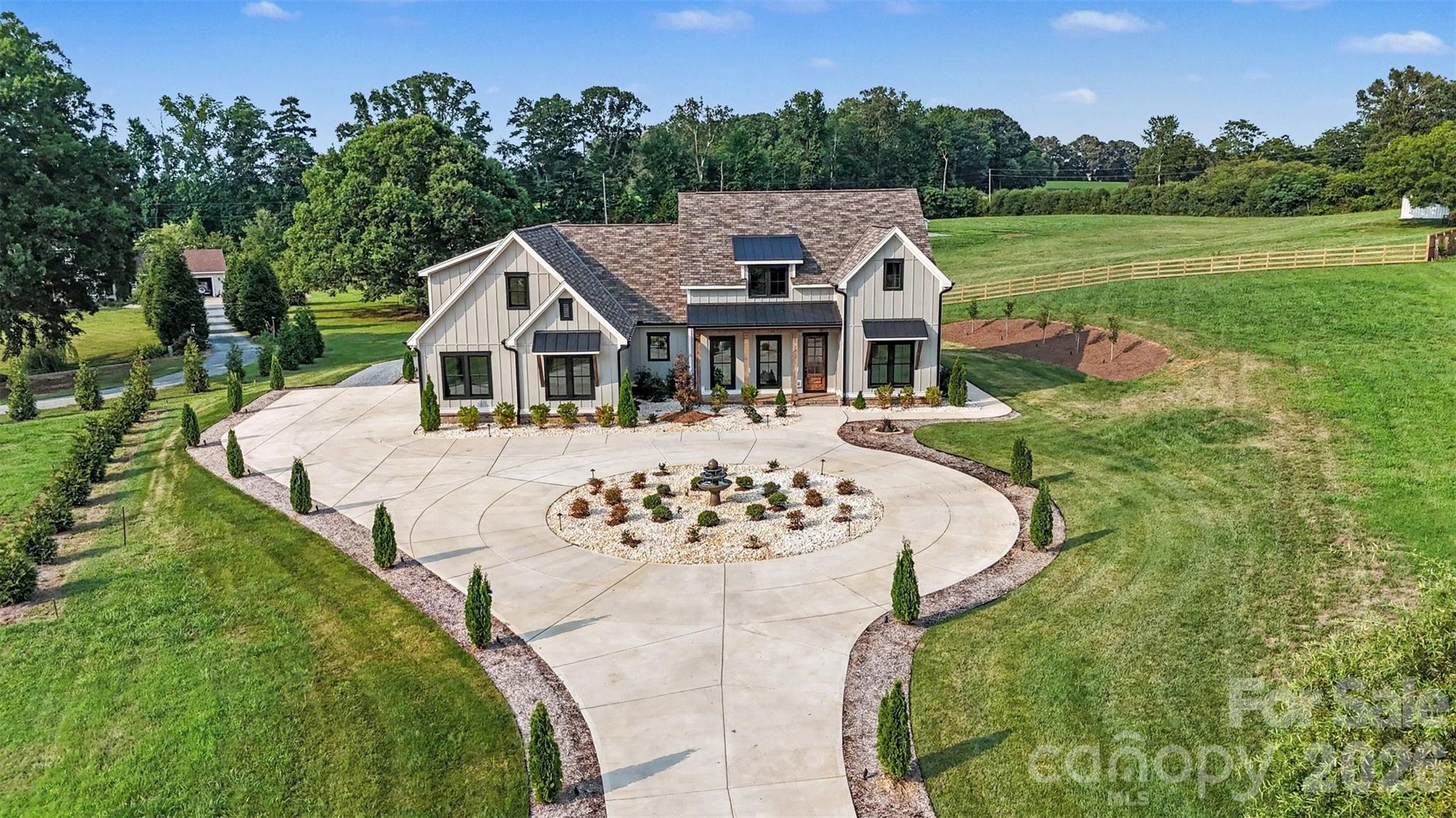 1012 Marthas Meadow Lane
