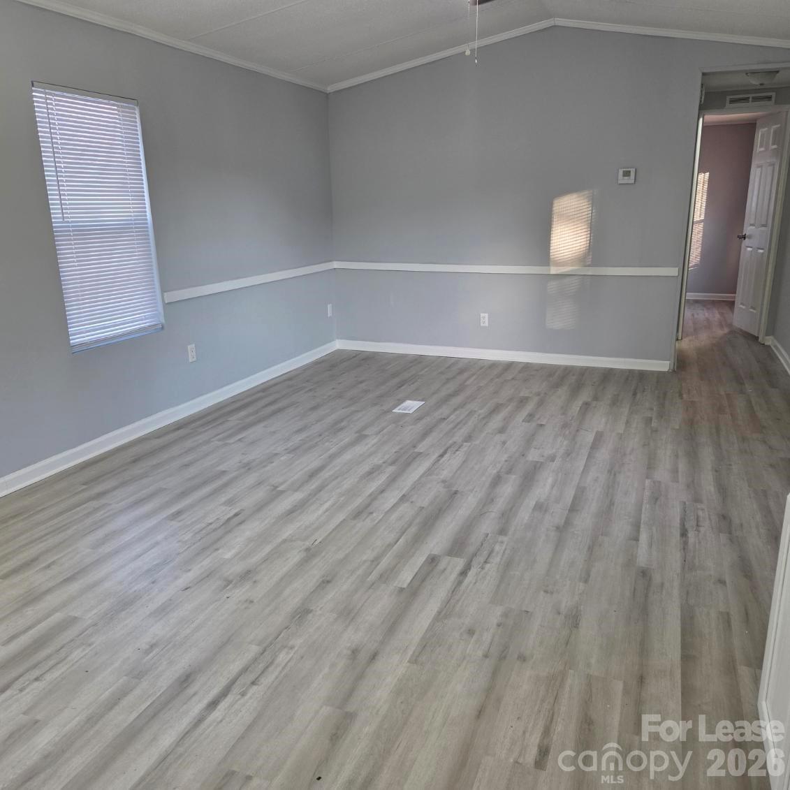 825 Mountain Crest Drive