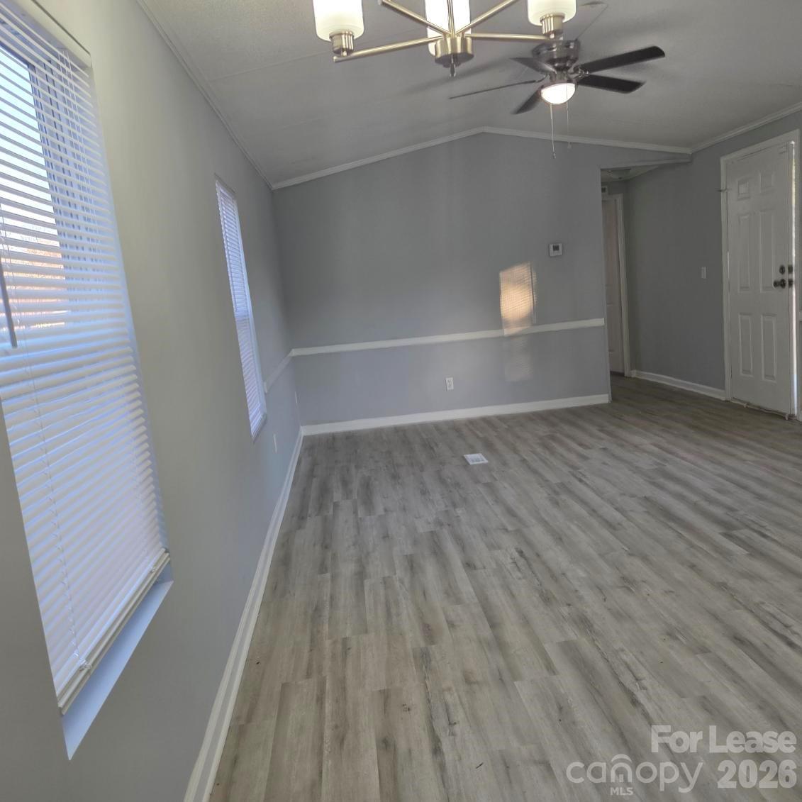 825 Mountain Crest Drive