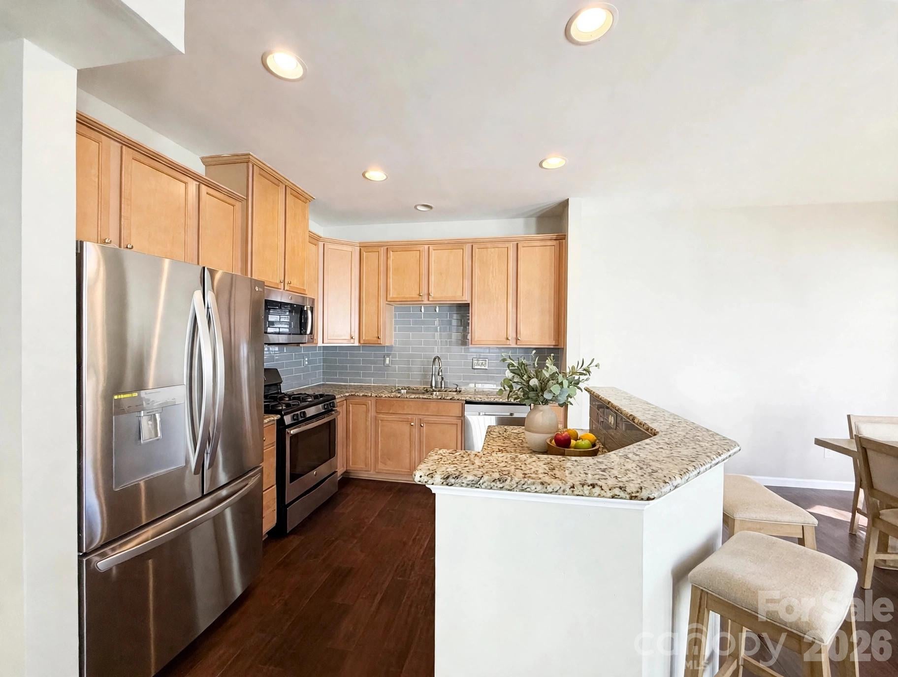 2524 Silverthorn Drive