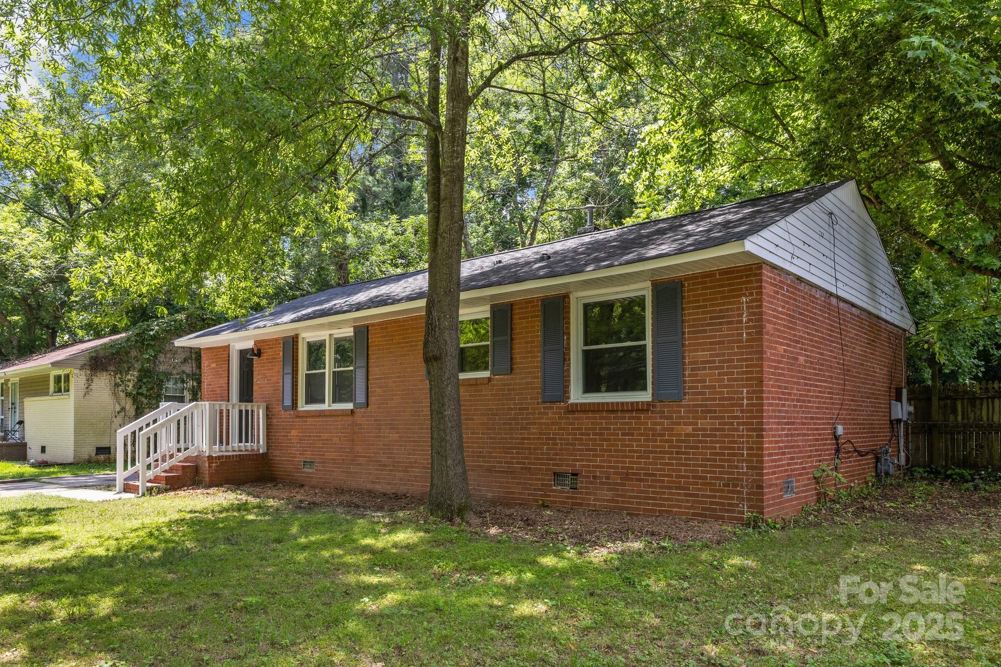 1709 Masonic Drive