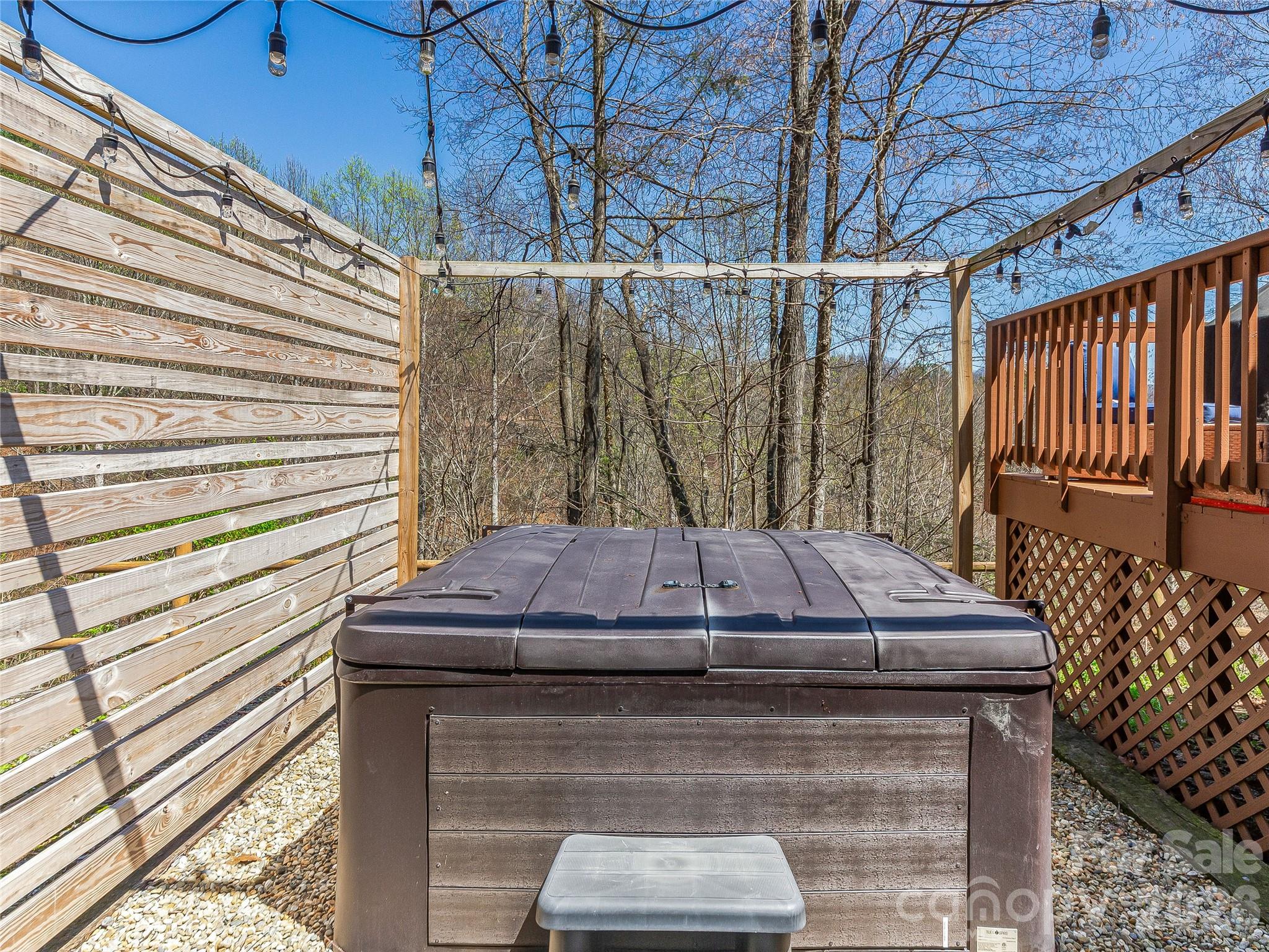 Horseshoe Cove - Residential