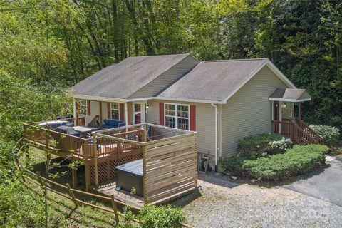 860 Creekside Drive Maggie Valley NC 28751