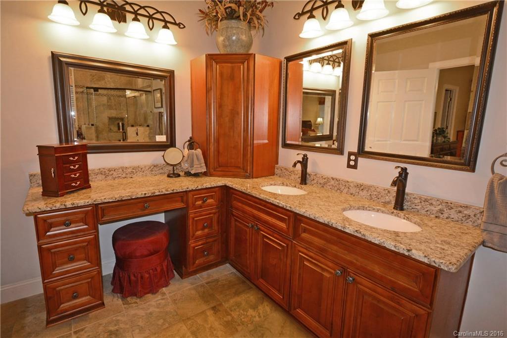 Swan Meadows - Residential