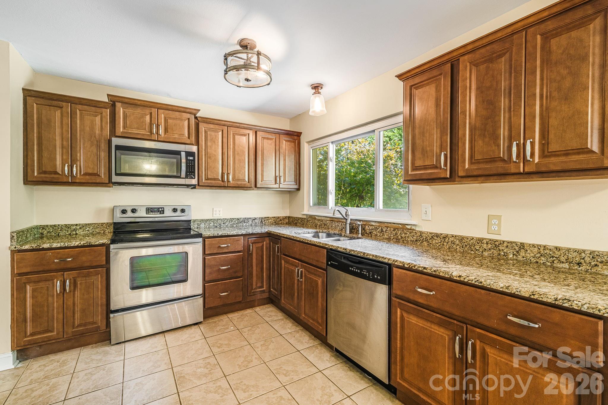 Elkmont Heights - Residential Income