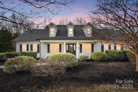 3802 Mckee Road Charlotte NC 28270